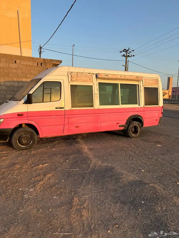 مرسيدس فان 2001 لبيع الايسكريم 1
