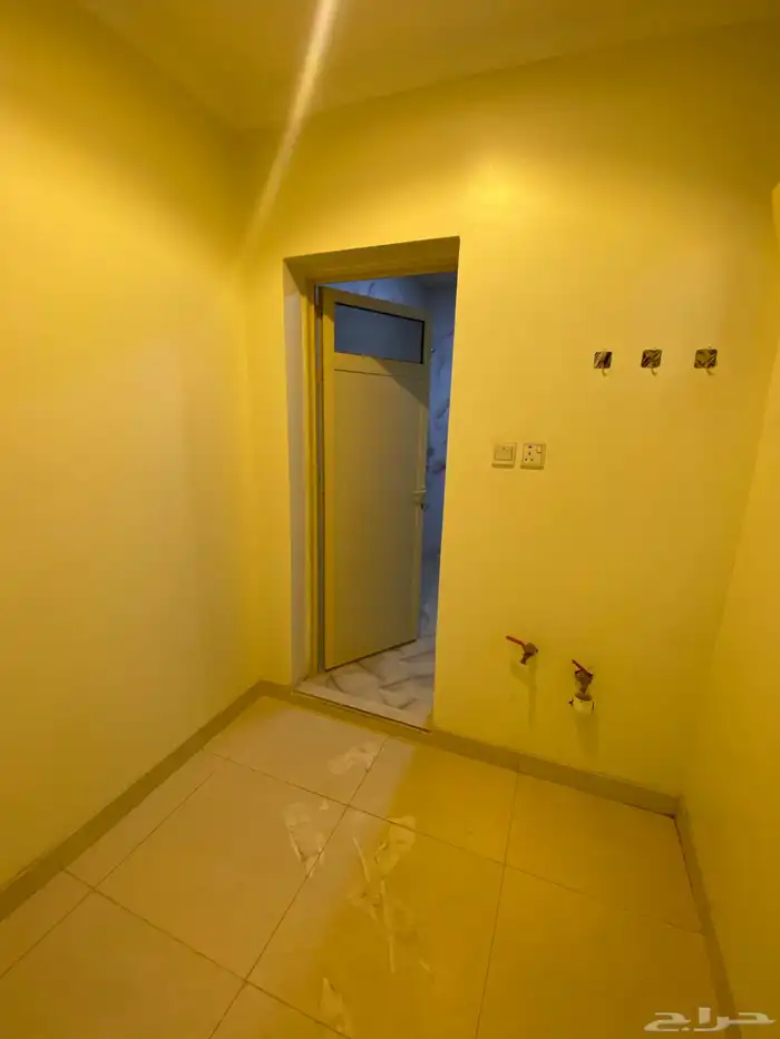 شقه للإيجار بحي الفيصليه 2