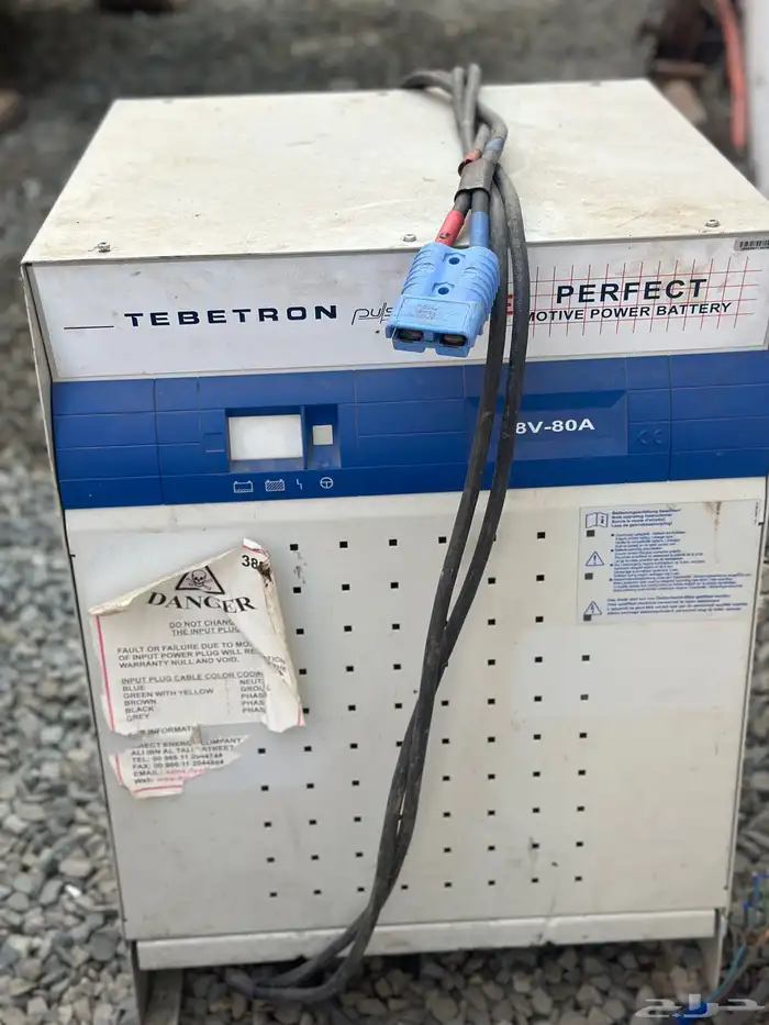 رافعة شوكية كونتينر 2 طن كهرباء موديل 2017 نظيفه جدا 6