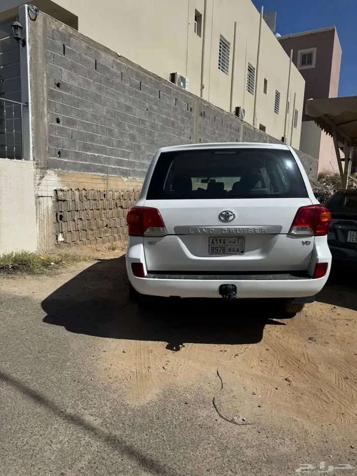 جيب لاندكروزر 2009 نظيف جدا دبل - للبيع 6