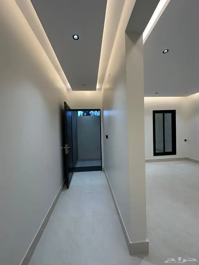 للبيع شقق بمدخل مستقل بحى حسام خميس مشيط 1