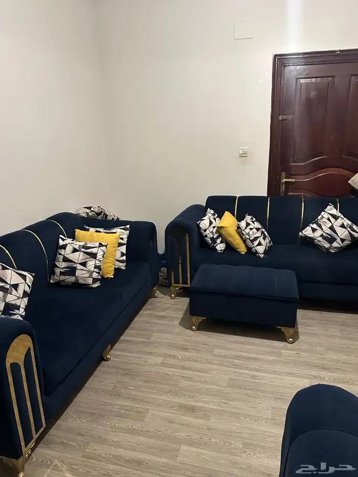 للبيع جلسة فخمة بحالة ممتازة 1