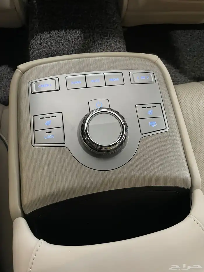 جنسس G80 موديل 2025 رويال فل كامل 20