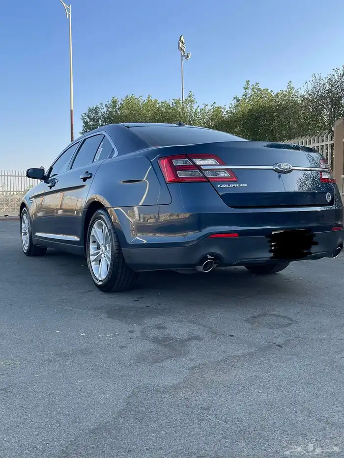 للبيع فورد تورس ستاندر موديل 2017 1