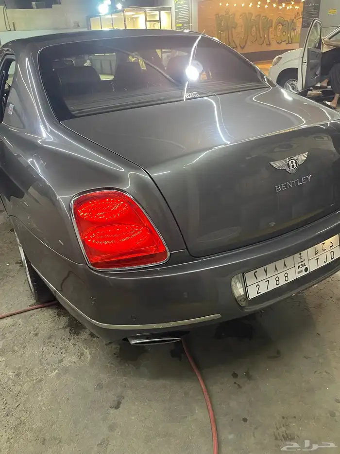 بنتلي موديل 2010 للبيع 6