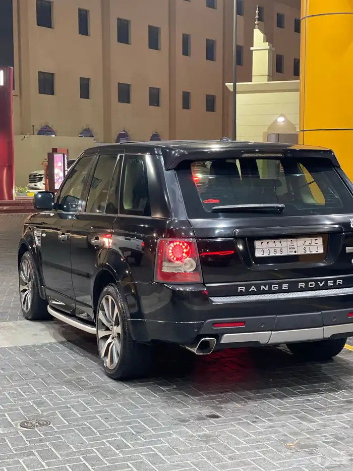 لاند روفر 2011 1