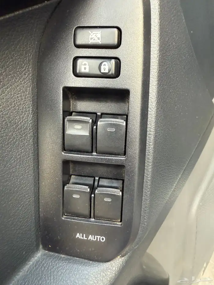 برادو 2011 ستة سلندر مخزن وكالة 16