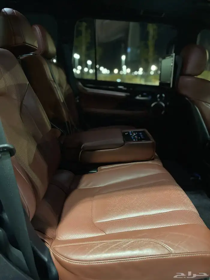 للبيع جيب لكزس LX570S بودي بلد 16