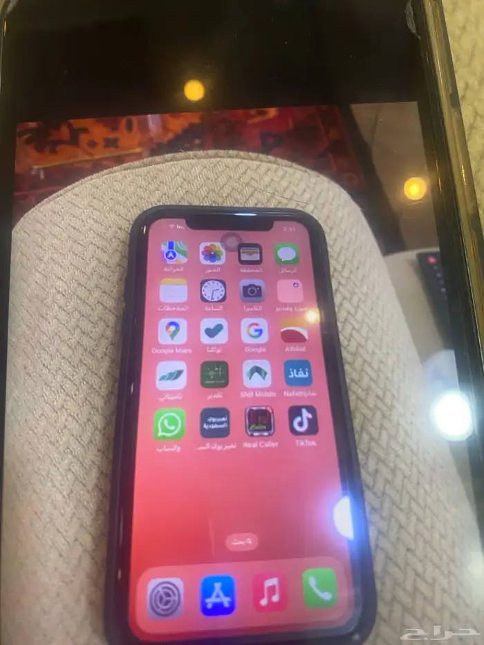 جوال ايفون 11 نظيف جدا البطاريه 74 0