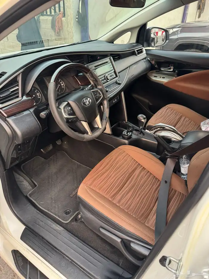 انوفا تايوتا 2017 13