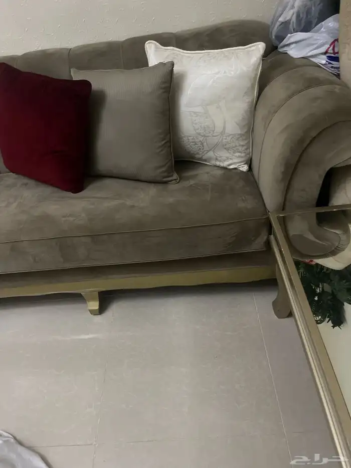 كنب متصل للبيع مستعجل 0