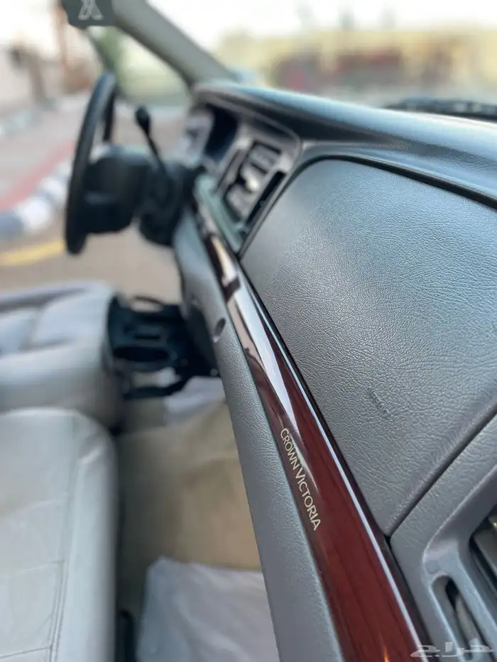 فورد فكتوريا 11 بودي ومحركات بلد 70