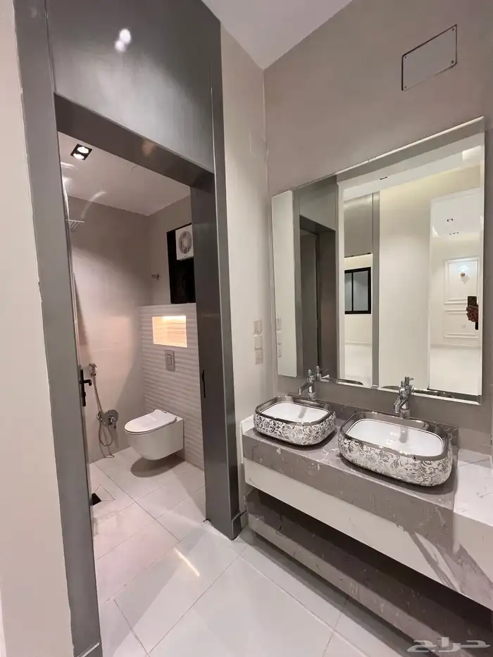 ادوار ارضيه وادوارعلويه طريق ابها الخميس مقابل دوار التحلية 14