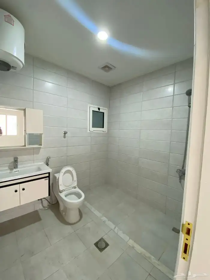 للبيع شقة في حي المنتزة - الدمام 11