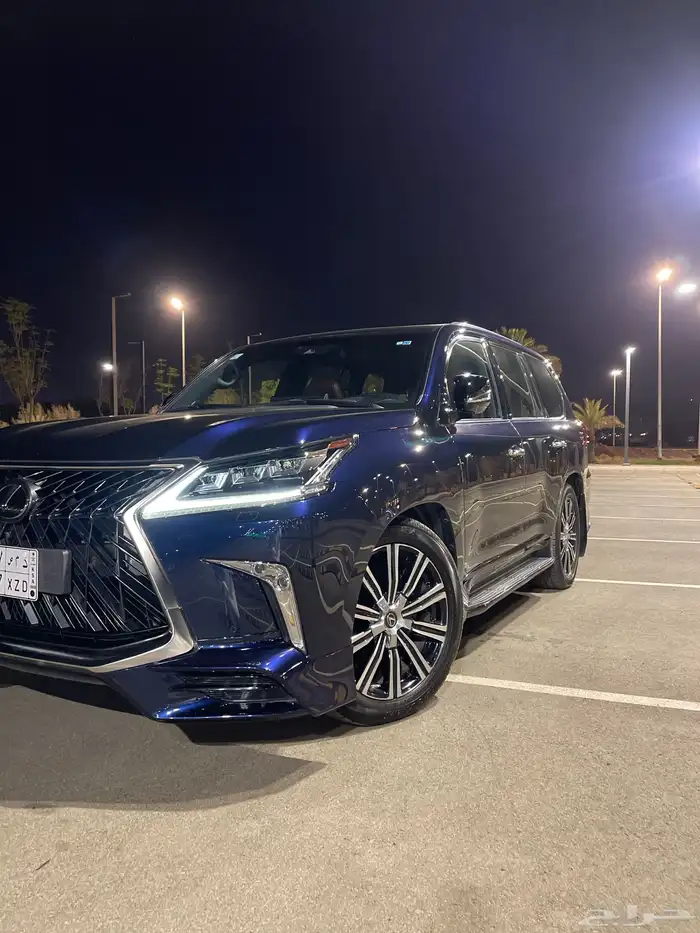 للبيع جيب لكزس LX570S بودي بلد 1