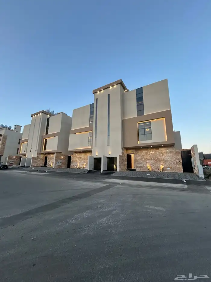 للبيع شقق علوية وأرضية تشطيب VIP أبها حي الزهورة 0