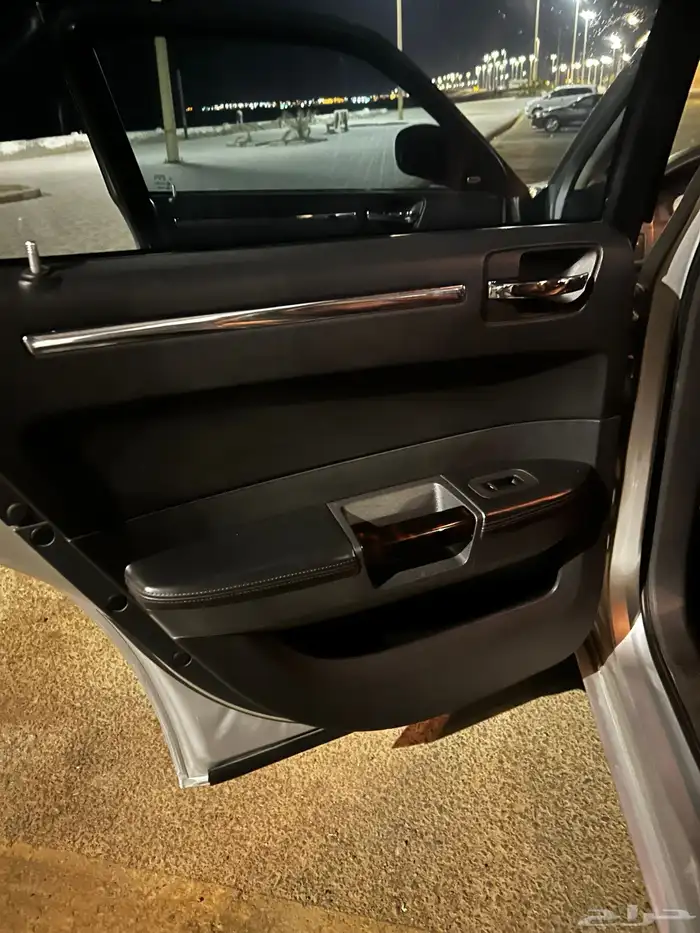 كرايسلر 2008 هيمي نظيفه 5