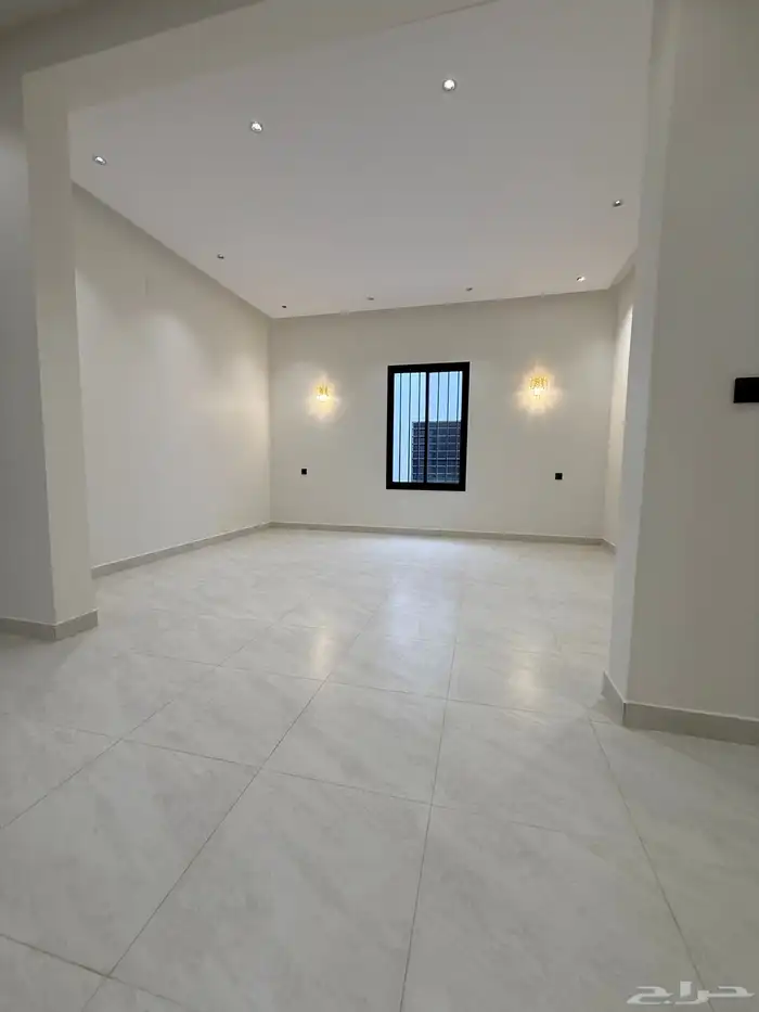 للبيع ارواف ارضيه وعلويه بحوش وسطح خاص الزهور المحاله ابها 34