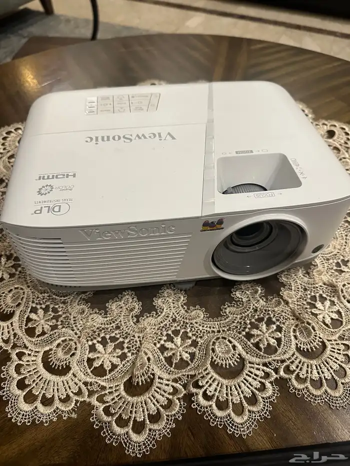 بروجكتور. أخو الجديد 0