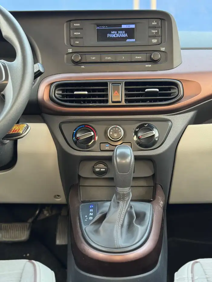 هونداي i10 موديل 2023 السعر 28000 الف 15