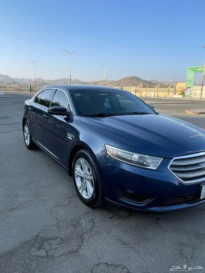 للبيع فورد تورس ستاندر موديل 2017 4