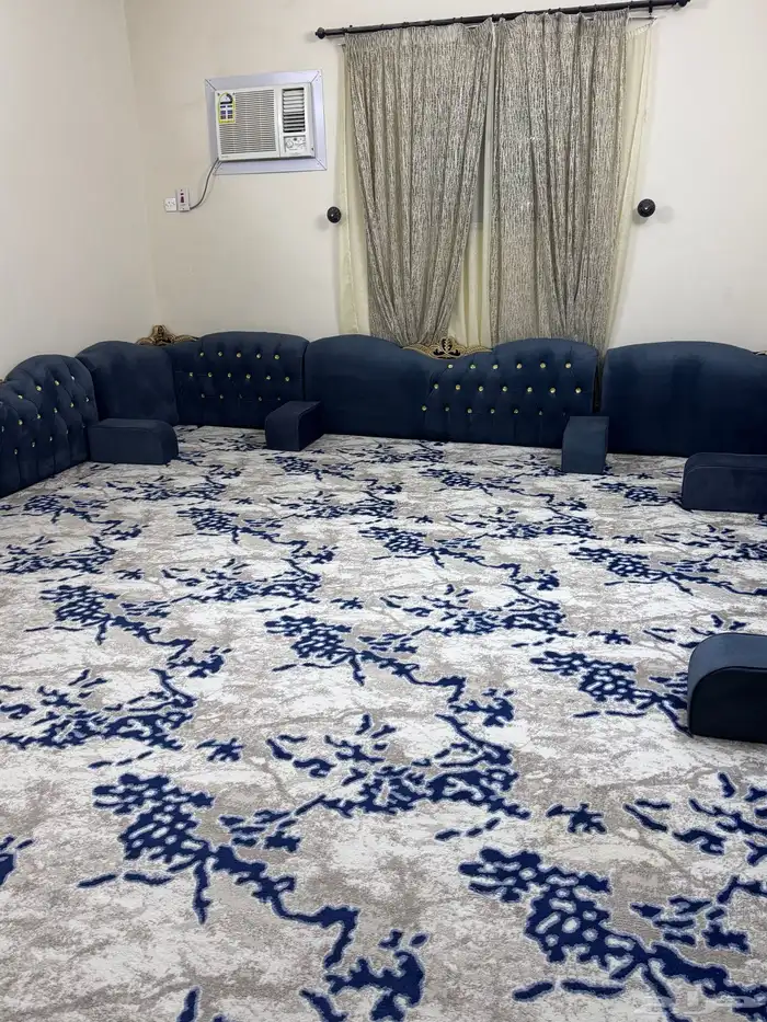 مساند للبيع مع سجاد 0