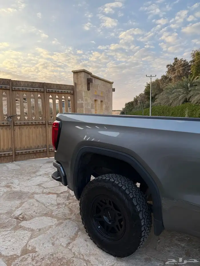 سييرا AT4 نظيف رمادي 62