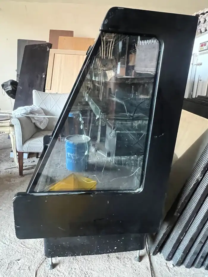 ثلاجة عرض محلات 3