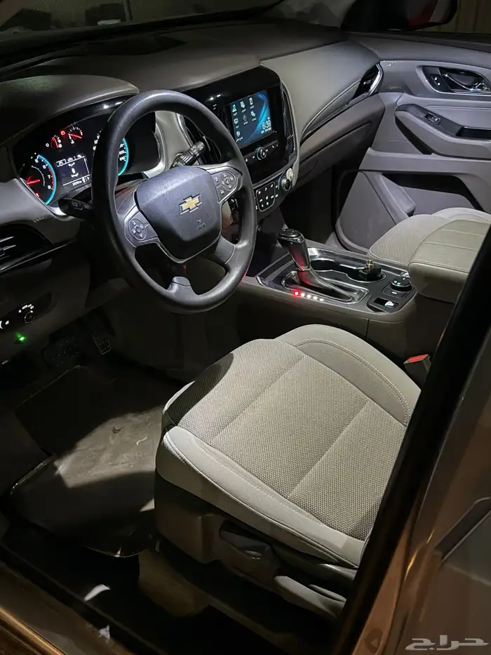 شيفروليه ترافيرس 6