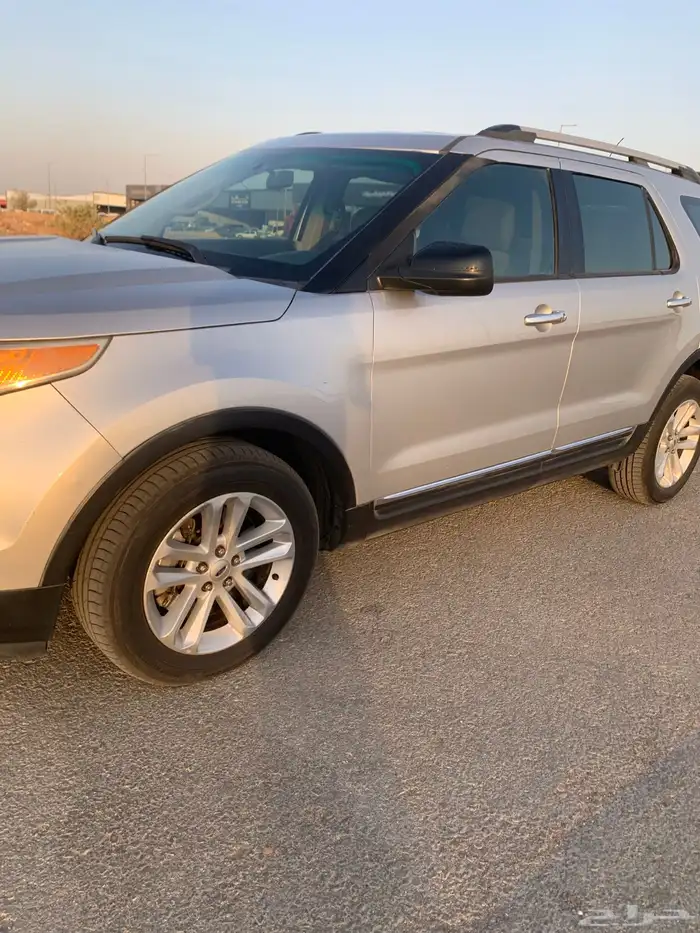 اكسبلور 2015 نظيف جدا 2