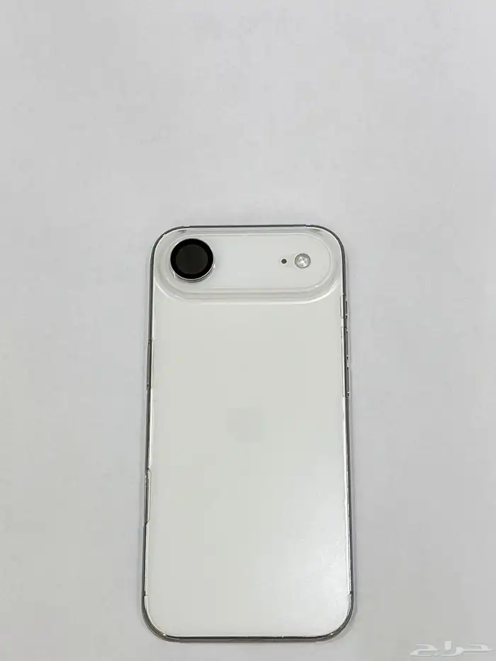 ايفون 17 اير 1