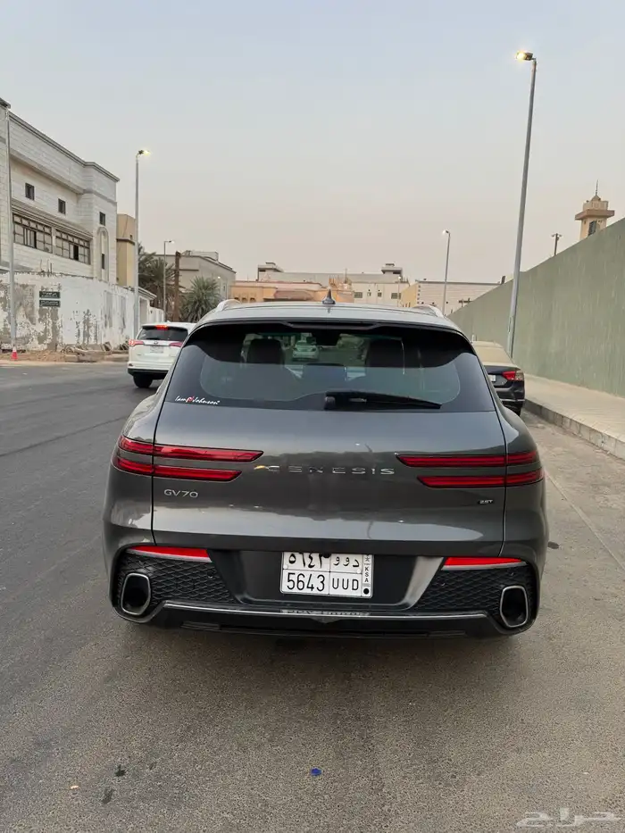 جنسس GV70 موديل 2021 5