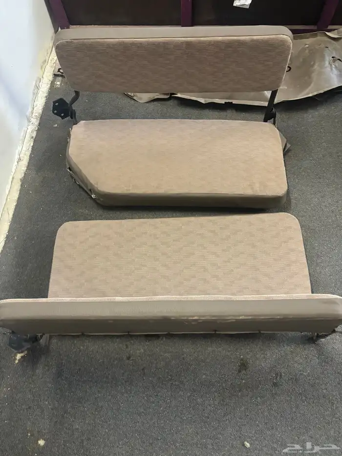 مراتب خلفية جيب ربع بوليسي 1