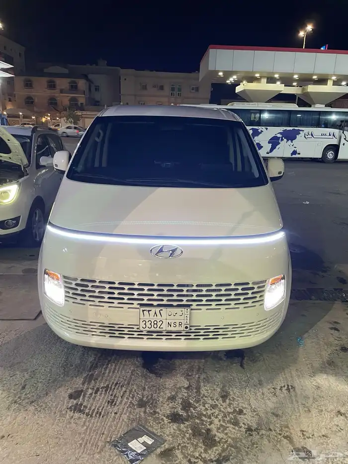 للتنازل او البيع هيونداي ستاريا موديل 2023 ديزل 0