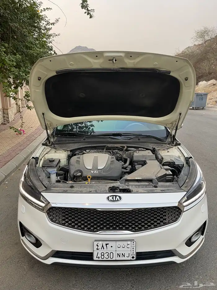 كيا كادينزا 2018 شبه الاصفار 82