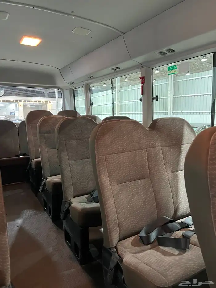 للبيع باص تويوتا كوستر موديل 2020 ديزل 11