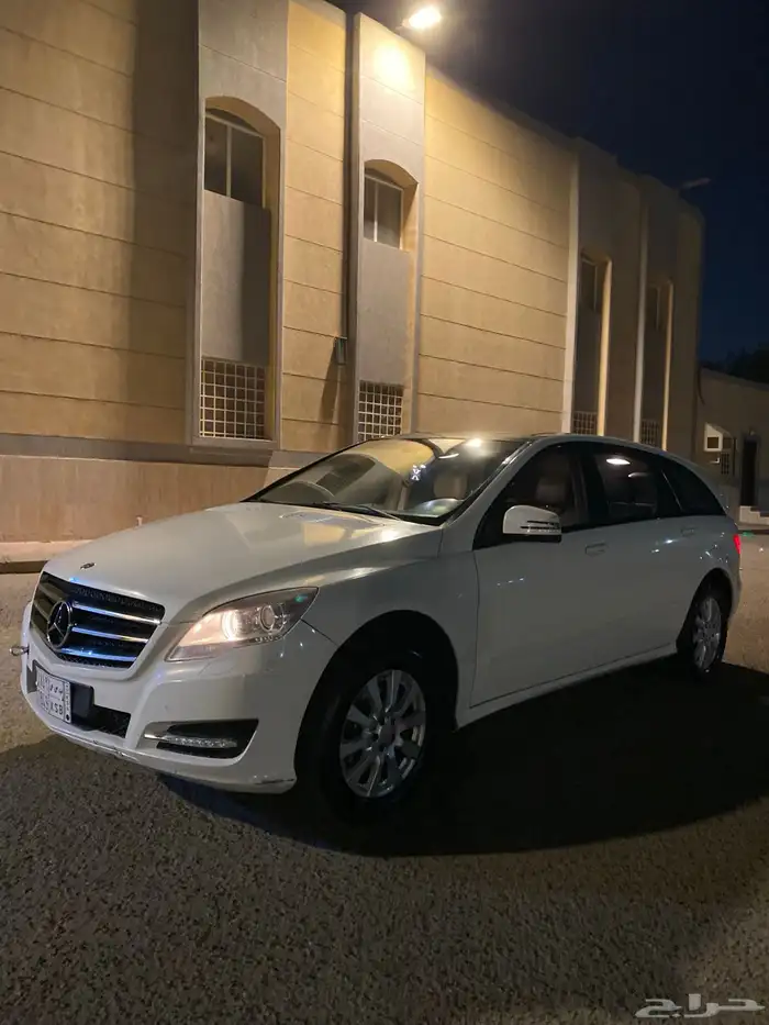 للبيع مرسيدس R300 موديل 2011 مخزن 12