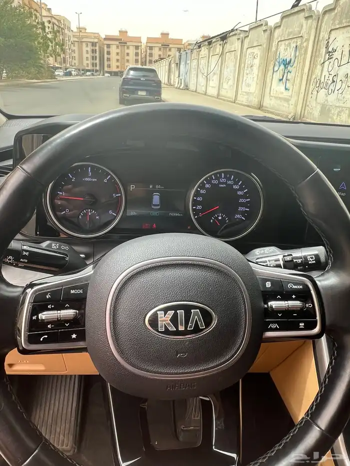 كيا كرنفال 2021 ( ديزل ) فل كامل بحالة الوكالة 9