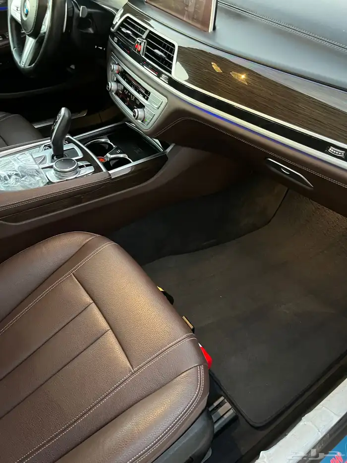 بي ام دبليو 730 2020 22