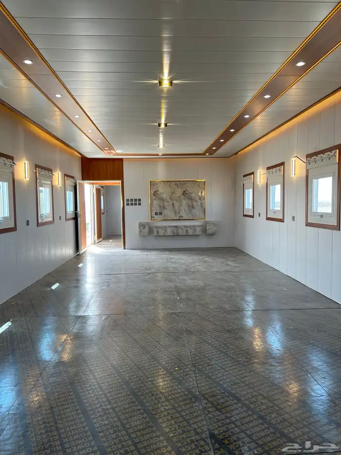 كرفان ملكي جديده الطول 22 متر عرض 4 ونص 1