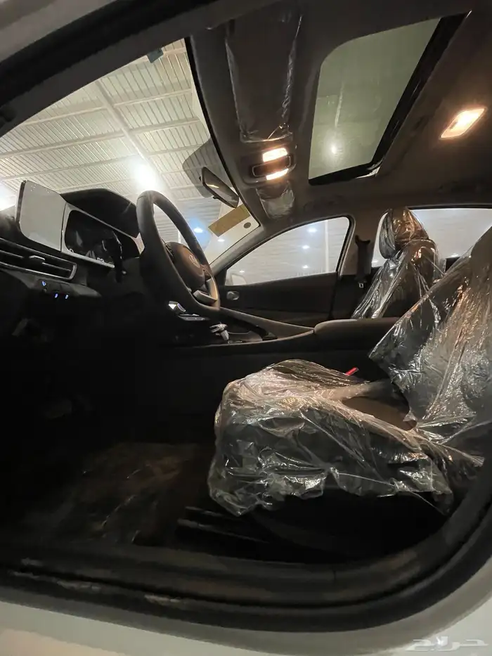 هونداي- إلنترا-2025-كمفورت- بطاقة جمركية- اصفار- بنزين 16