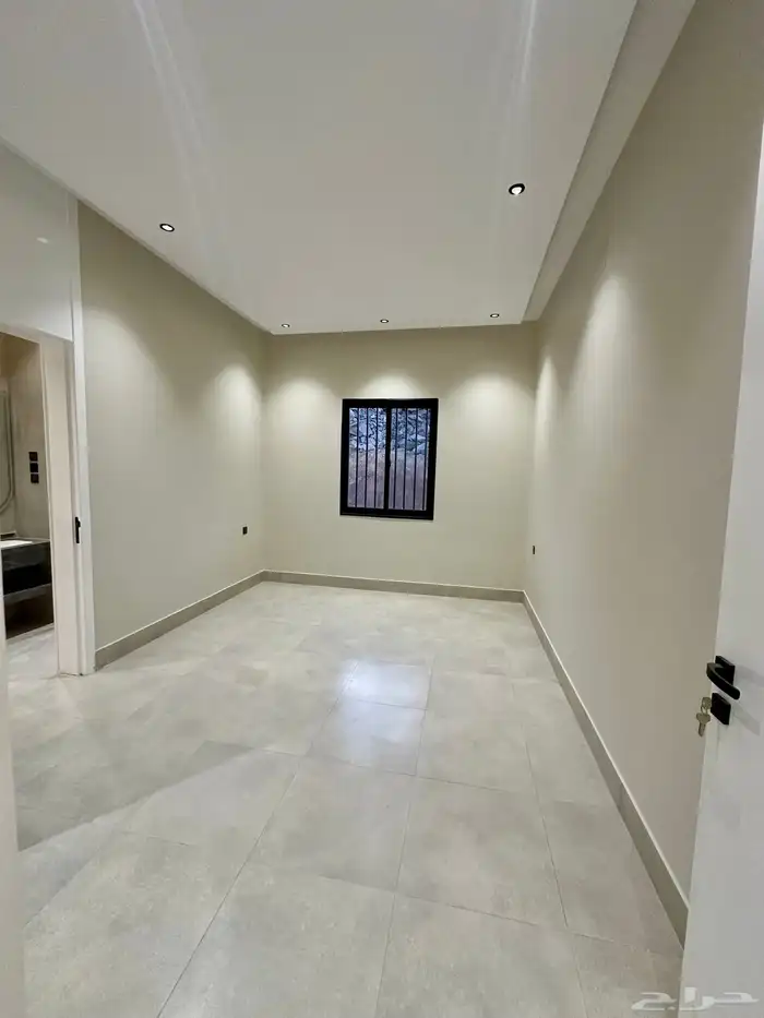 للبيع شقق علويه بمصعد واسطح خاصه بأبها-المحاله520الف 7