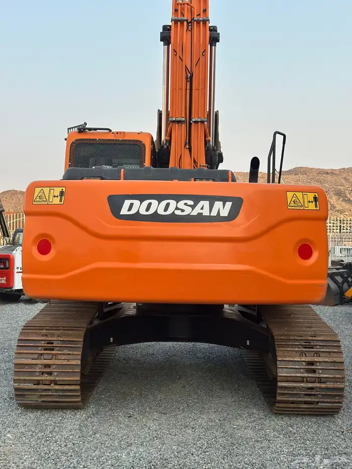 بوكلين دوسان مقاس 225 كوري سعودي ديزل موديل 2021 1