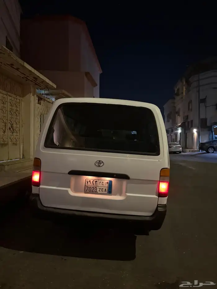 باص تويوتا 2001 8