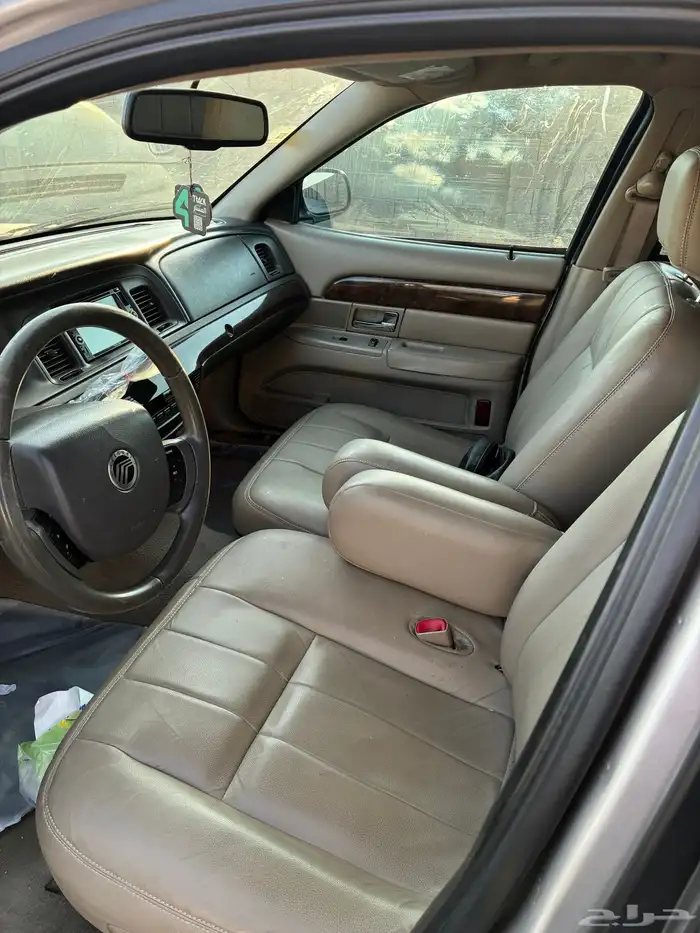 فورد جراند ماركيز 2010 أمريكي 6