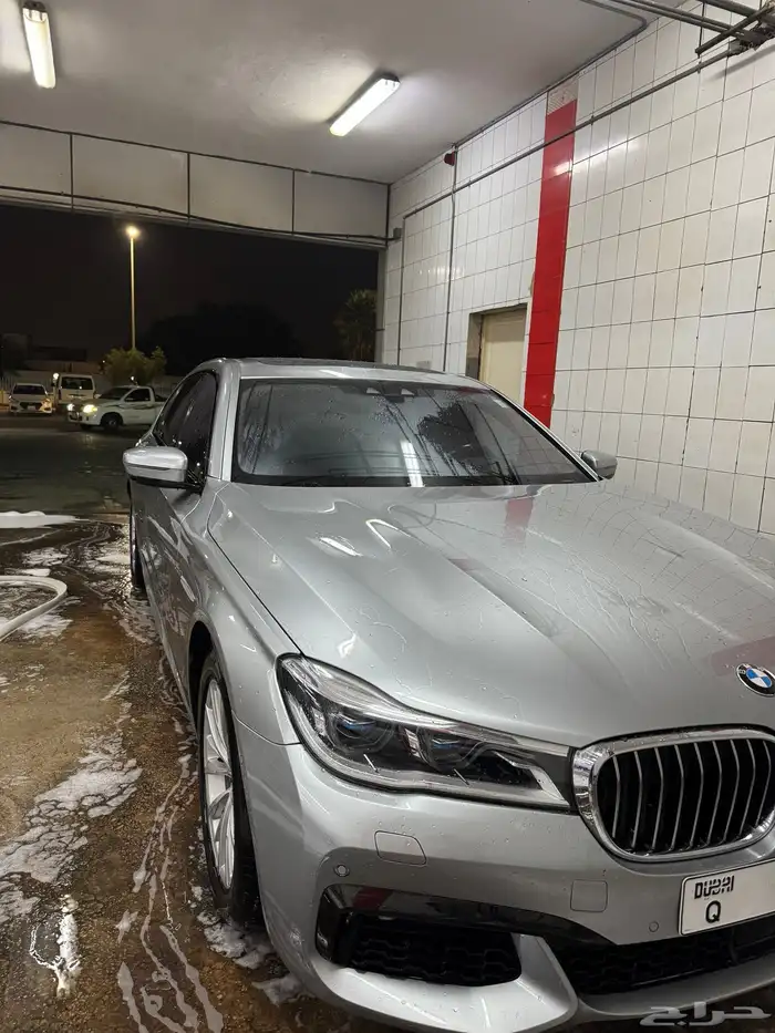 للبيع BMW 750LI موديل 2018 1