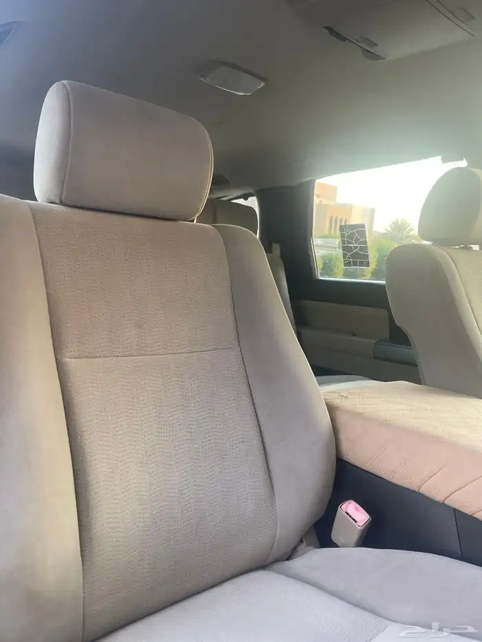 تويوتا سكويا 2010 4