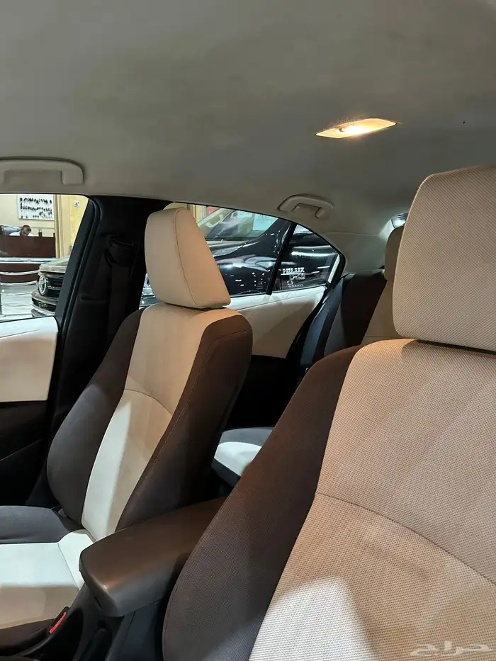 للبيع كورولا 2020 نص الفل هايبرد وكالة 12