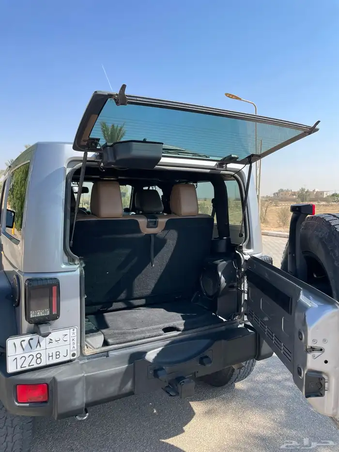 جيب رانجلر صحارى 2013 12