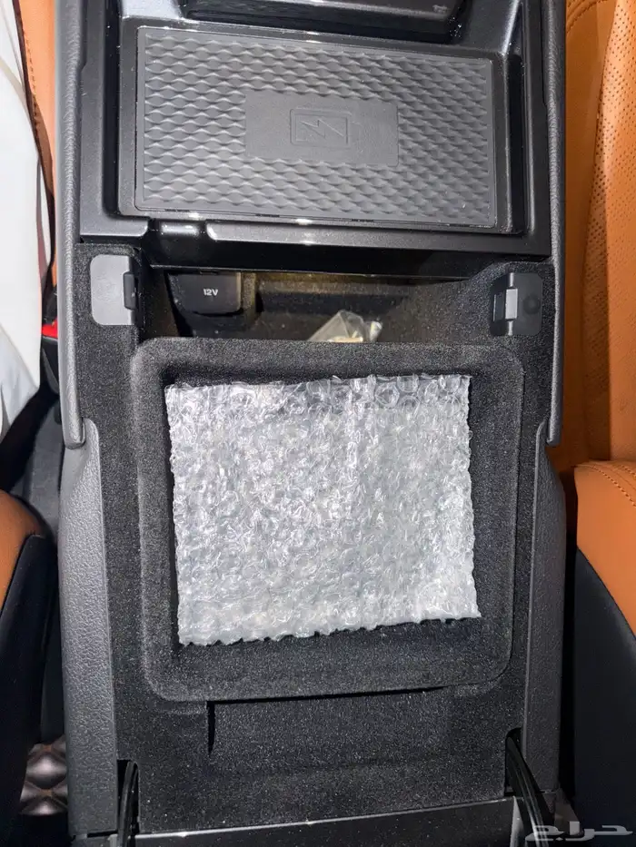 فورد تورس تيتانيوم فل كامل مخزن 2022 24